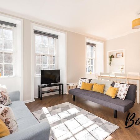 Bright New Town 2Br-1Ba, 1 Min To George St By Bonjour Residences אדינבורו מראה חיצוני תמונה
